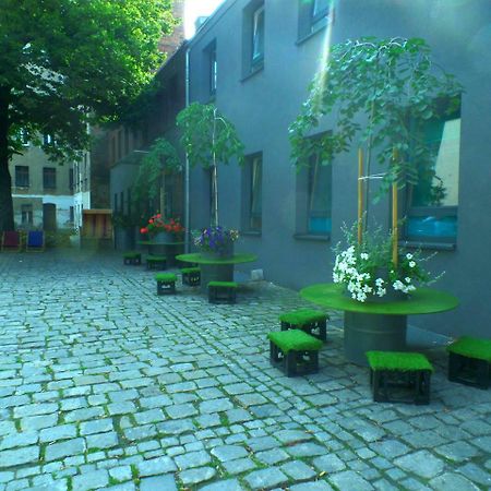 Hart Hostel & Art Gallery Wrocław Exteriör bild