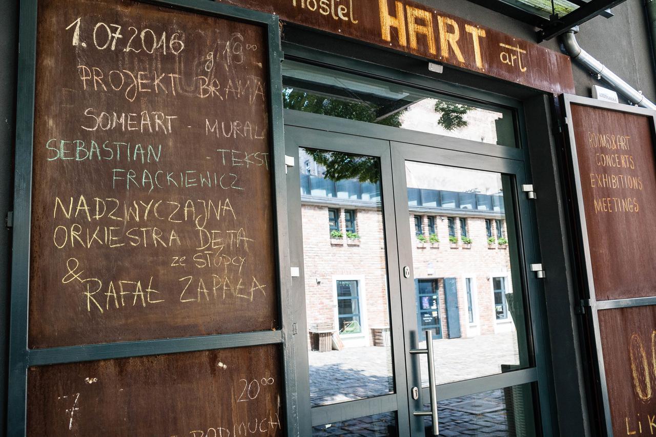 Hart Hostel & Art Gallery Wrocław Exteriör bild